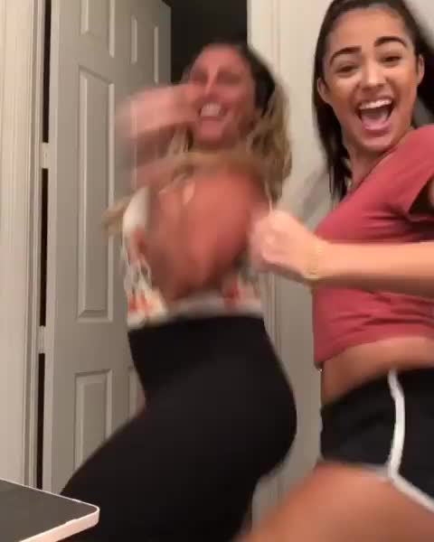 Dancing clip