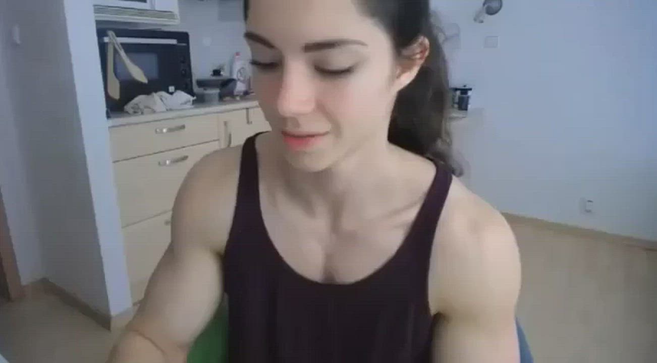 Boobs Muscular Girl Undressing clip