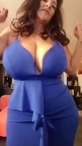 Big Milf boobs