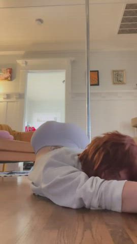 Cute Flexible Pole Dance Redhead Twerking Yoga Pants clip