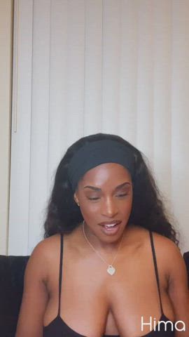 amateur ebony flashing clip