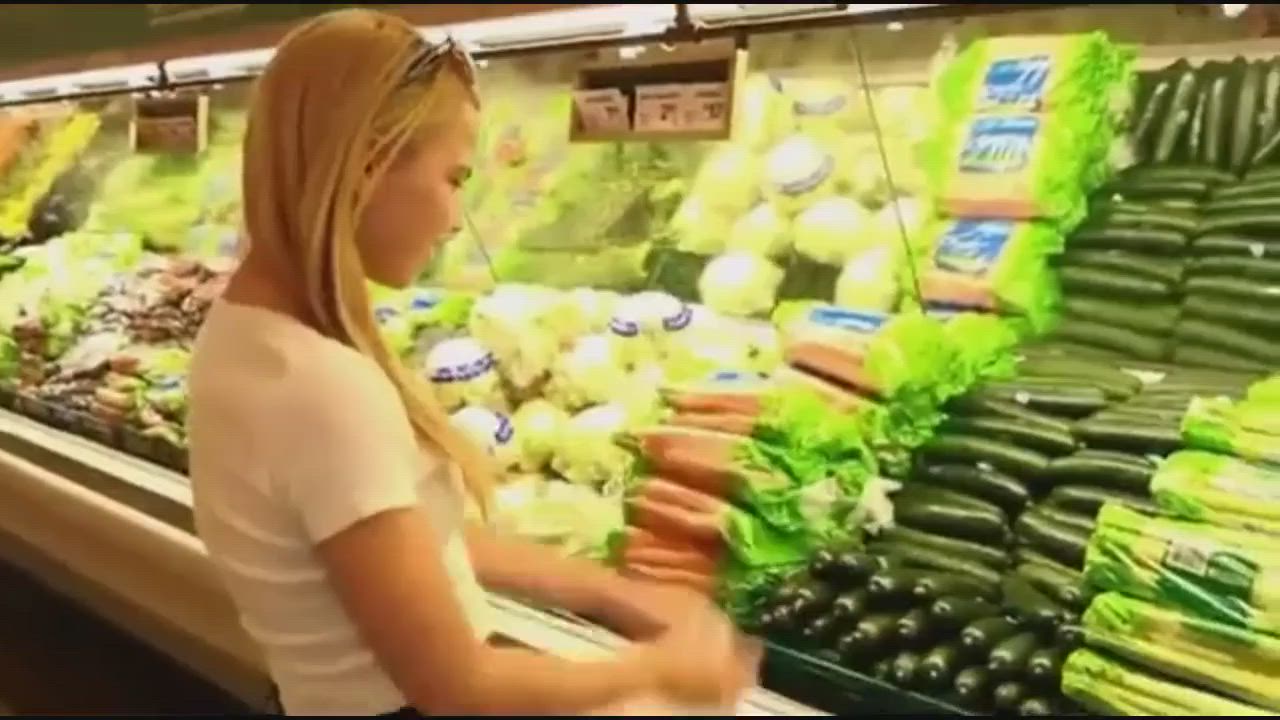 Grocery Store Is My Best Place To Masturbate