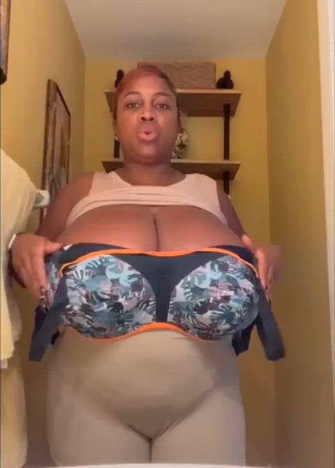 amateur big tits boobs busty ebony huge tits maserati xxx natural tits tits clip