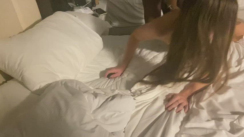 Who is this hotwife ?