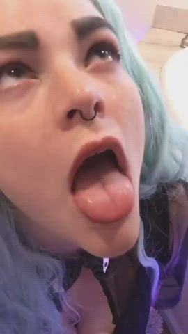 alt amateur blowjob cumshot eye contact facial homemade clip