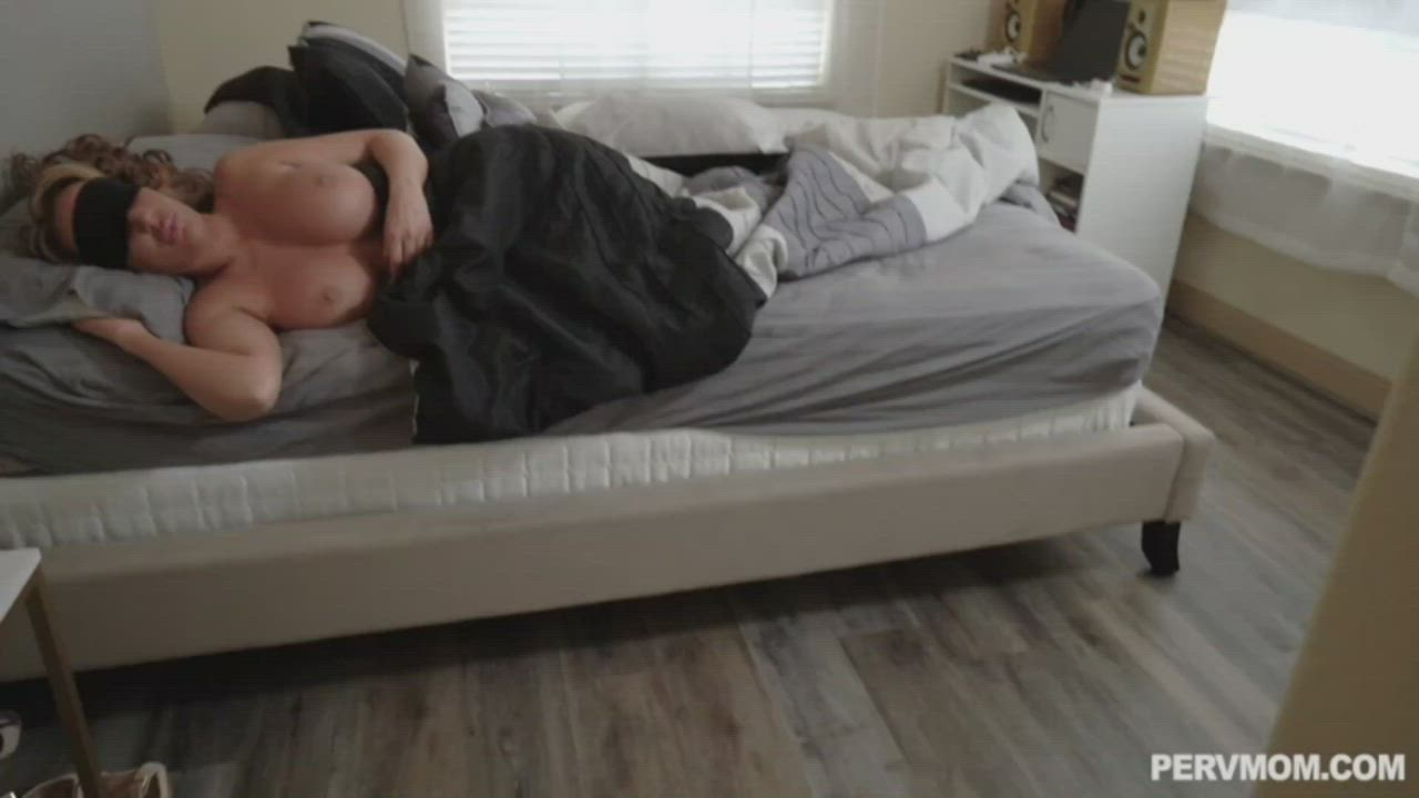Son Acted Like Dad And Fucked Mom In Her Bed