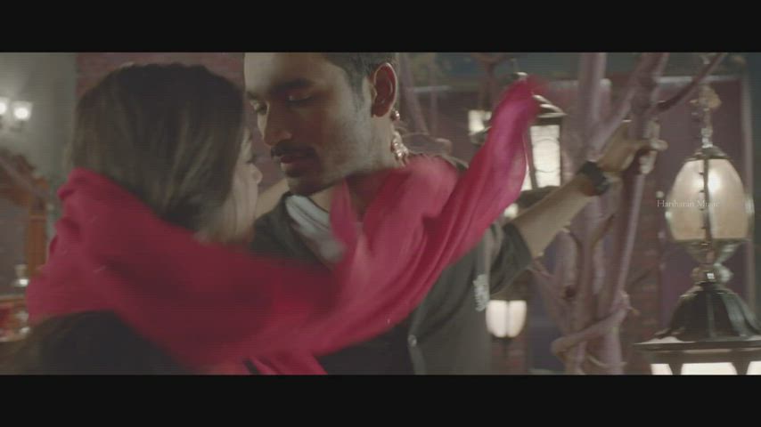 Bollywood Saree Seduction clip