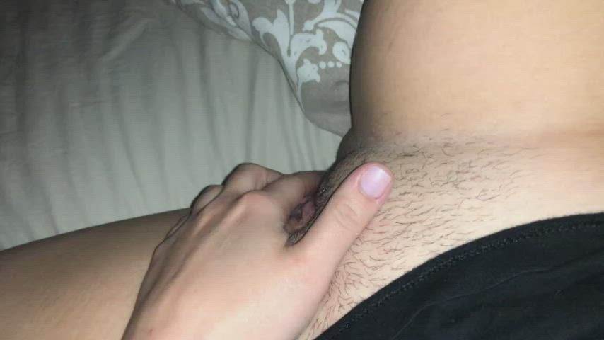 Clit Rubbing Fingering Wet Pussy clip