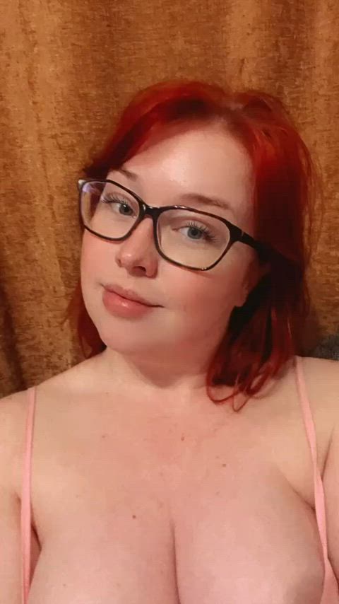 boobs cleavage cute glasses natural tits nipple nipslip redhead small nipples tits