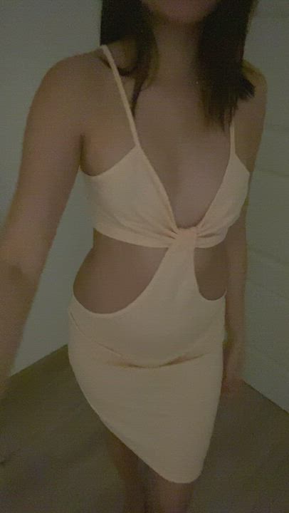 Is this dress good for a quick fuck from behind?