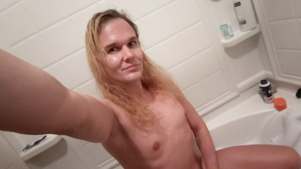 bathroom femboy golden shower pee peeing trans twink clip