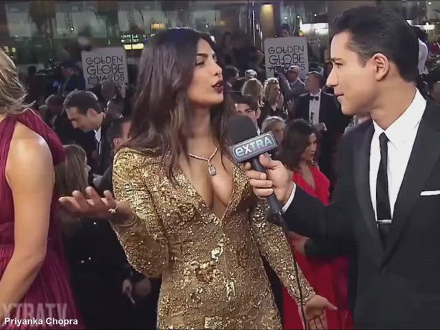 bollywood celebrity cleavage clip