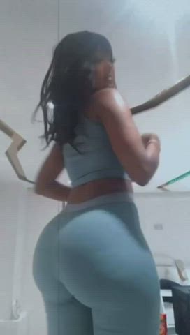 Arab Big Ass Booty Jiggling Latina MILF Tease Teen Yoga Pants clip