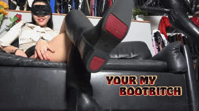 boots licking pov clip