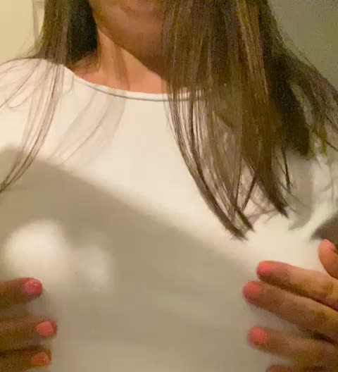 (F) Just a titty drop for Sunday