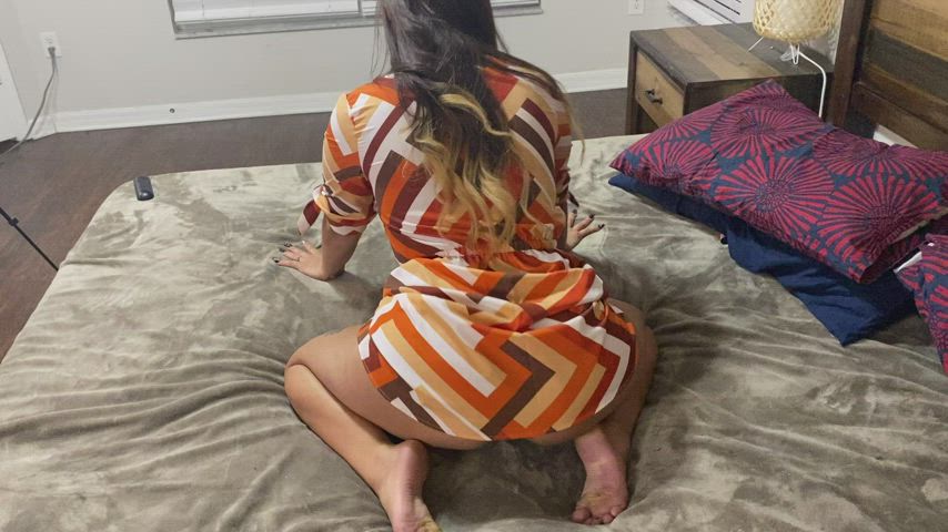 Big Ass Latina Pussy clip