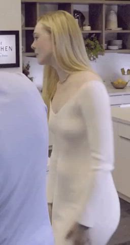 Elle Fanning beautiful ass
