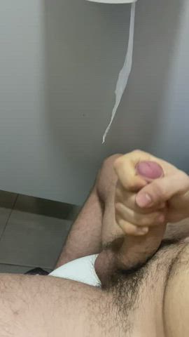 Got caught jerking off in the gym’s toilet🤓😈 ONLY 3$