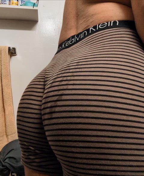 (20) need a daddy to spank me and rip these off of me 🩷🩷