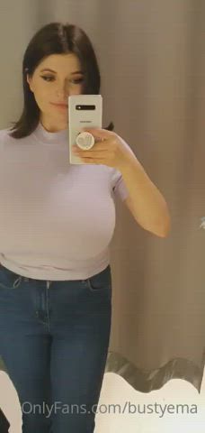amateur big tits boobs bouncing tits busty dressing room onlyfans tits titty drop