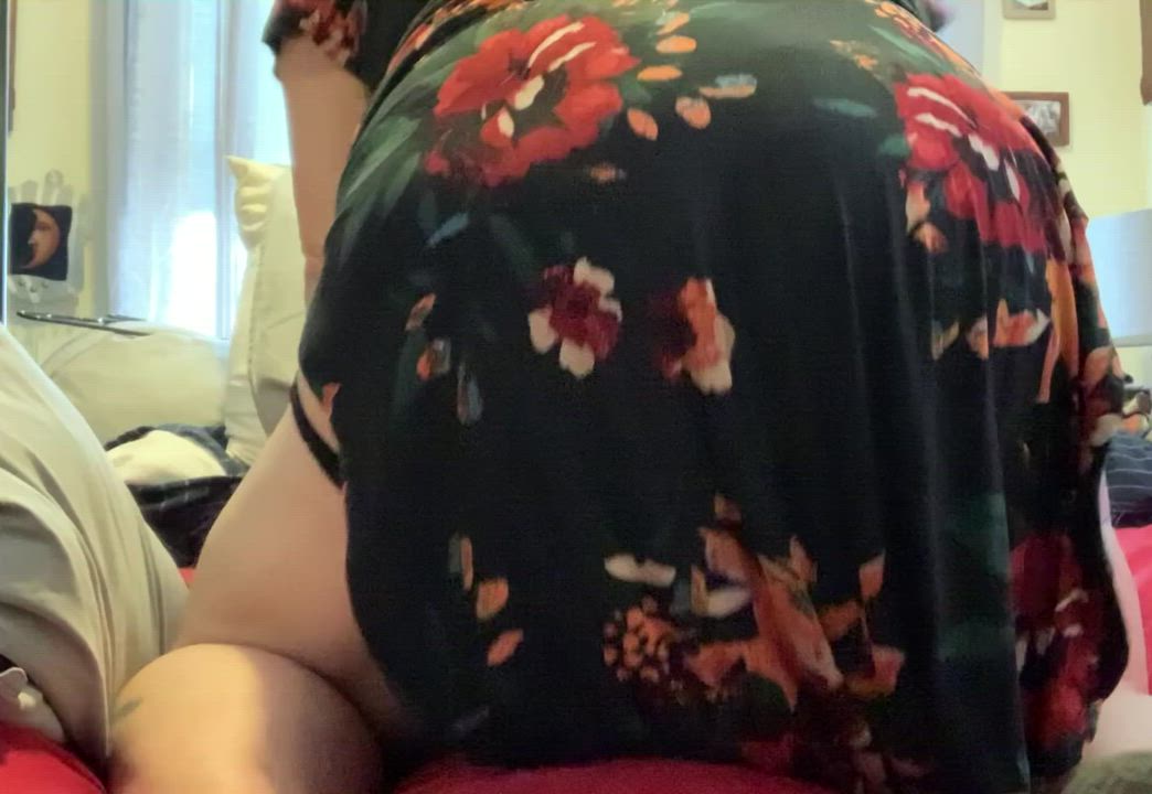 Hike up my dress a little more.