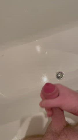 Bathtub Cum Cumshot clip