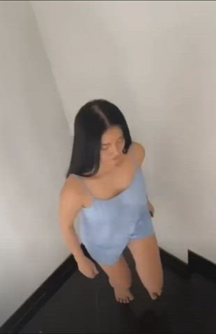 asian boobs bouncing bouncing tits braless silk tits clip