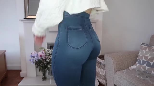 big ass in jeans 10