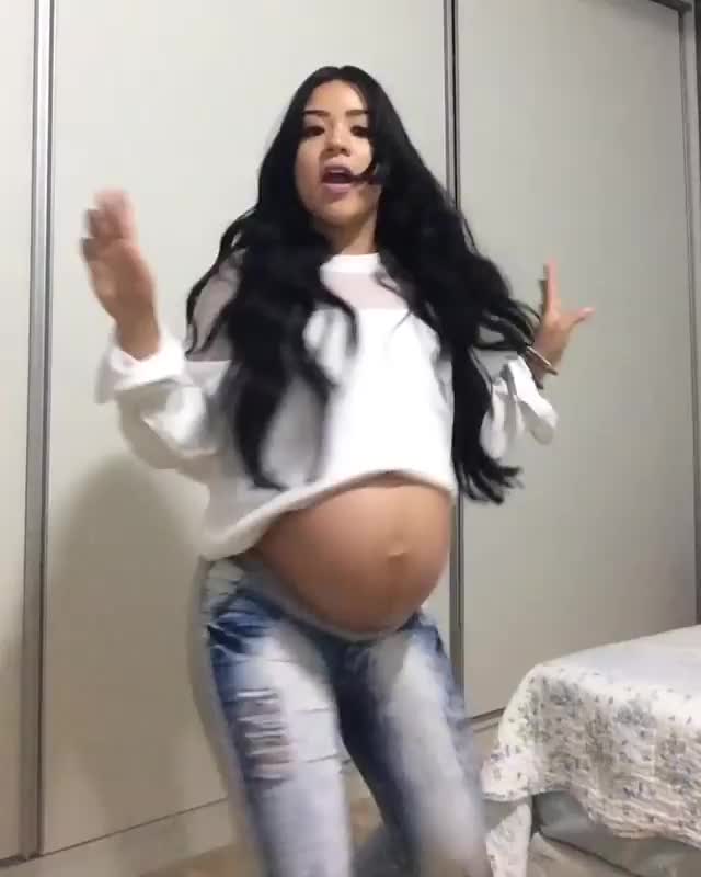 pregnant girl dancing
