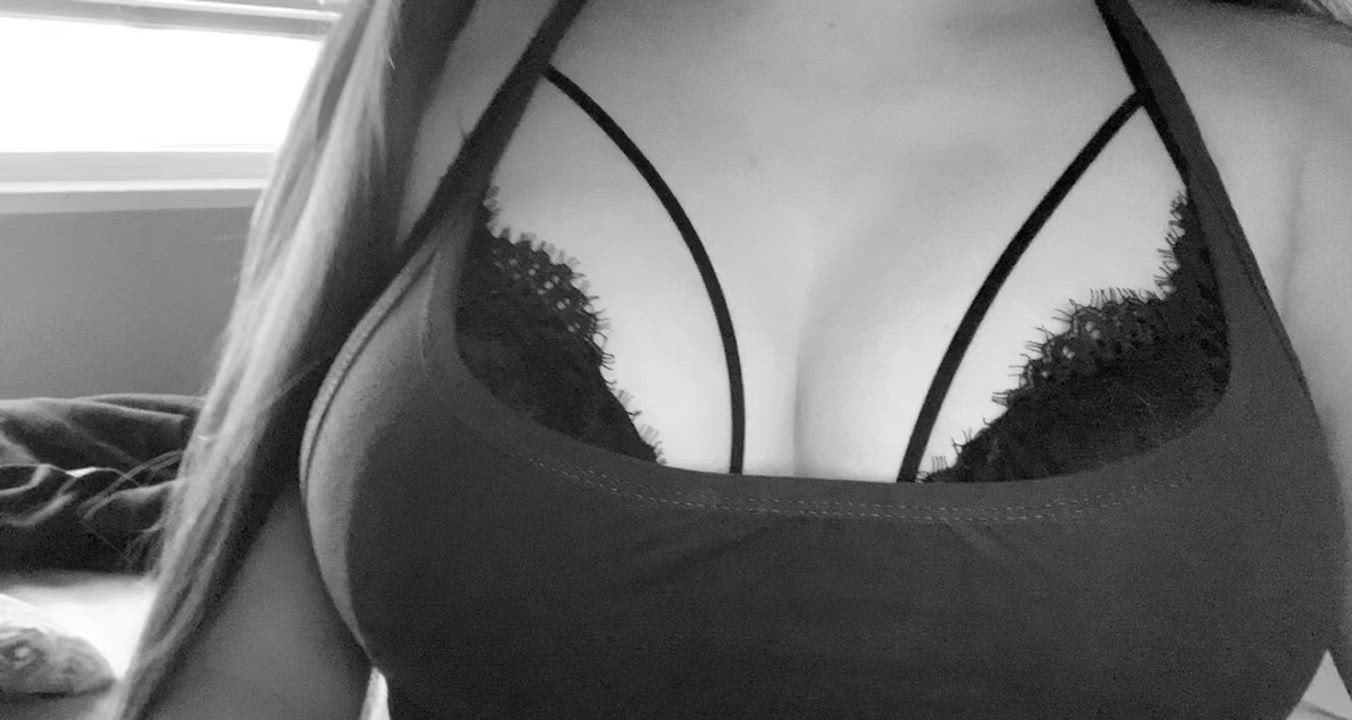 Bra Natural Tits Tease clip