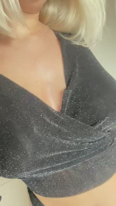 I need my boobs to be sucked