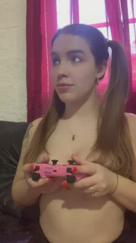 barely legal gamer girl natural tits nipples petite saggy tits teen tiny tits clip