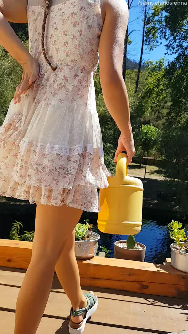 Come water the garden with me? ?