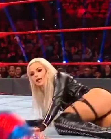 ass big ass blonde booty pawg petite thick wrestling clip