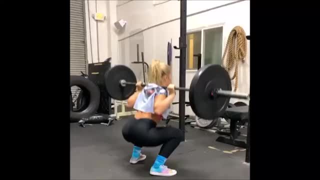 Paige VanZant Sexy Workout (UFC)