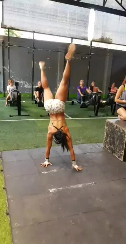 Alejandra Gil "Camilita" cross fit workout