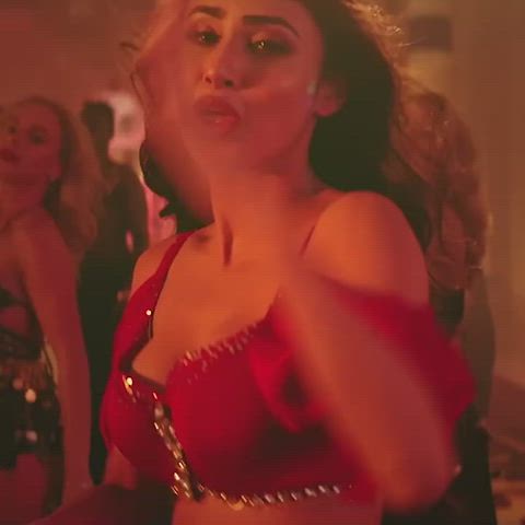 big tits bollywood bouncing tits dancing seduction clip