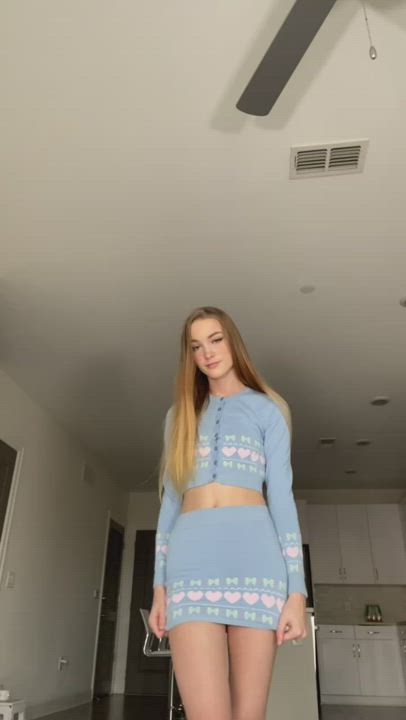 Amateur Petite Teen clip