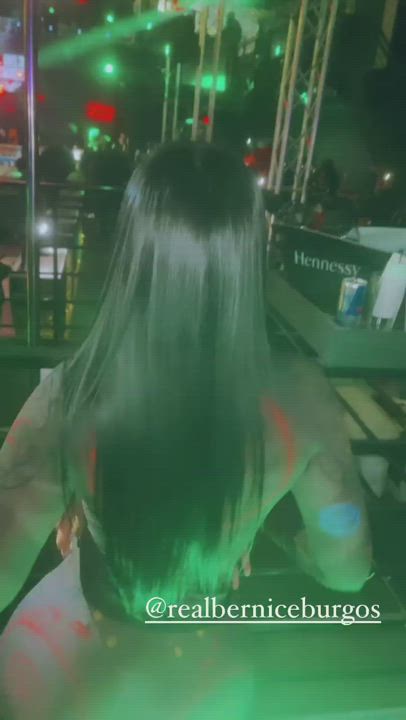 Amateur Ass Cute Nightclub clip