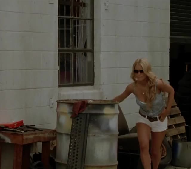 Jessica Simpson - The Dukes Of Hazzard 1-1 (1)