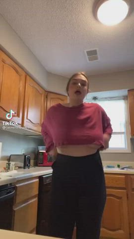 Bouncing Tits Braless Chubby TikTok clip