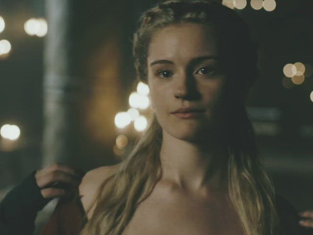 Alicia agneson in 'Vikings' S05E03 (2017)