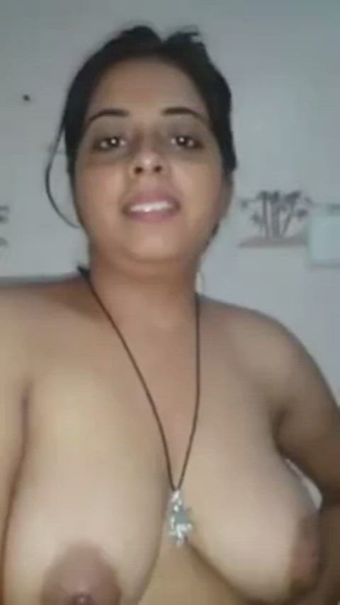 bhabi boobs desi selfie clip