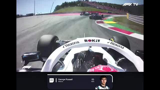 George Russell overtakes two cars on one turn Austrian GP Red Bull Ring 2019