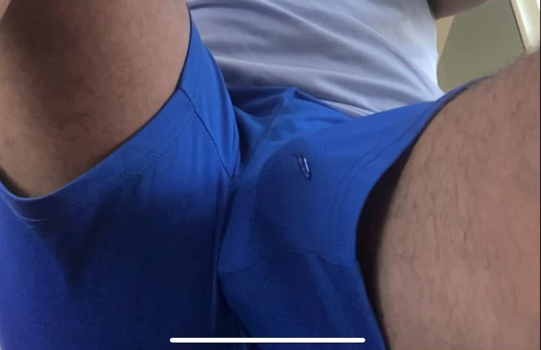 Big Dick Bouncing Cock Dripping Gym clip