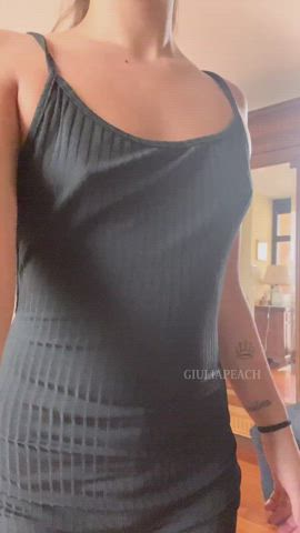 New dress, same amazing small boobs