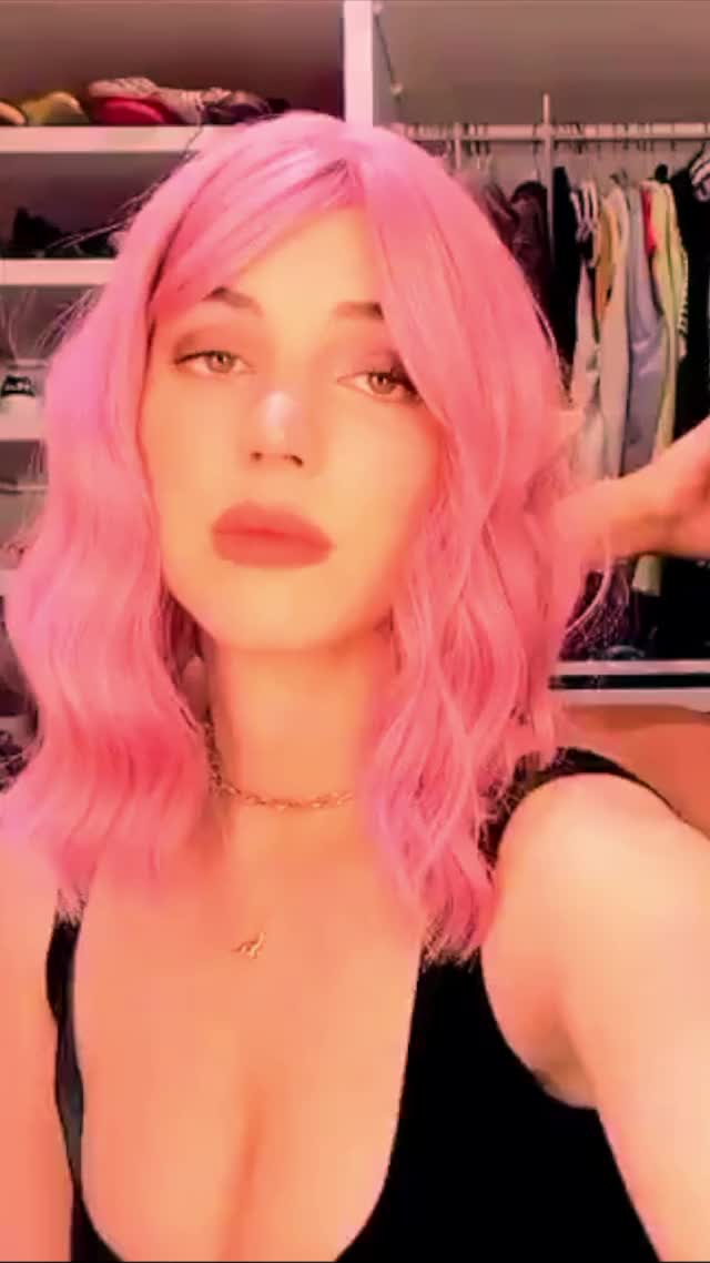 Adelaide Kane TikTok Pink Hair 1