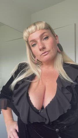 Mommy managed to find some time to remind you how your tiny pathetic cock could never