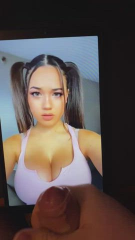 A massive cumshot on Sofia Gomez’ massive tits