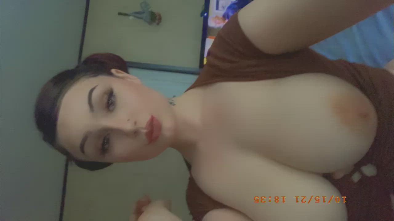 Big Tits and face sits ☺️